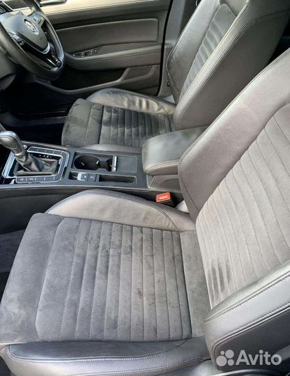 VW Passat B8 2017 г по запчастям