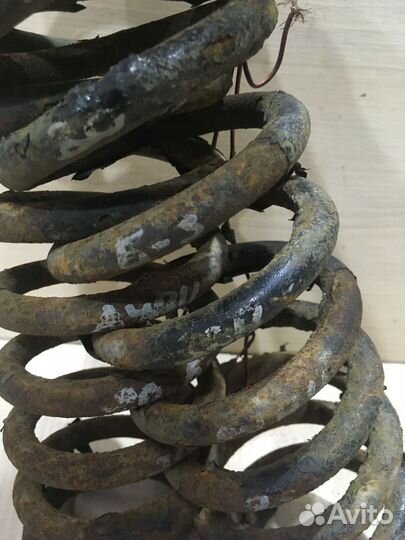 Пружина задняя Ауди 80 Б3 седан