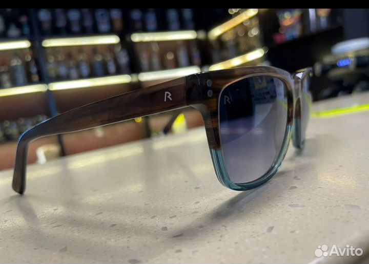 Солнцезащитные очки мужские