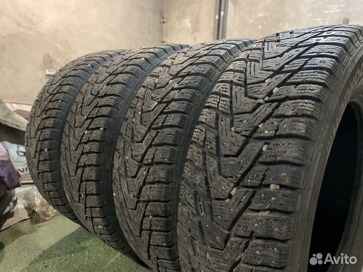 Hankook Winter I'Pike X SUV 215/70 R16