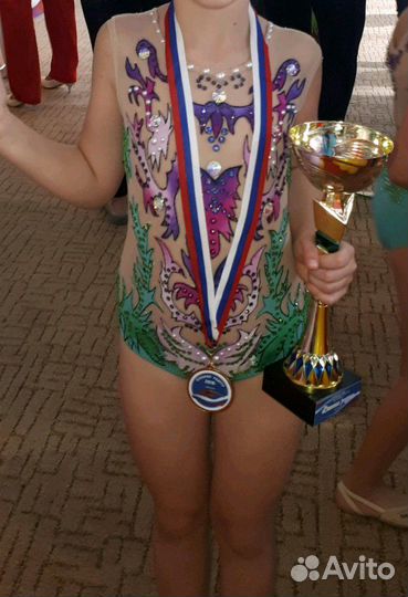 Купальник для художественной гимнастики