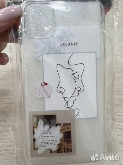 Чехол на iPhone 11