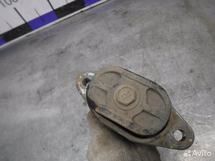 Опора двигателя задняя Hyundai Solaris G4FC 2015