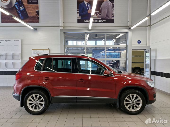 Volkswagen Tiguan 2.0 AT, 2013, 111 631 км