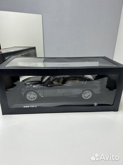 Модель 1:18 BMW 750 Li