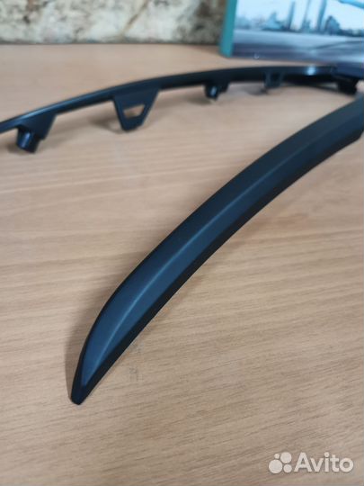 Молдинги переднего бампера Гранта Fl, Черный Мат