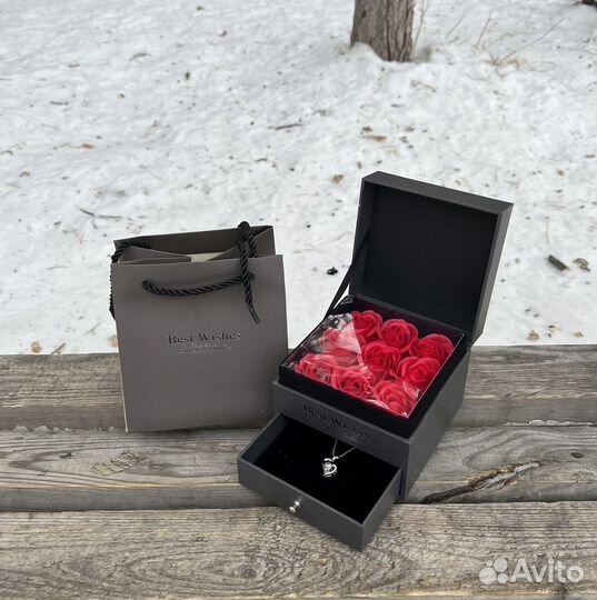 Подарок на 8 марта