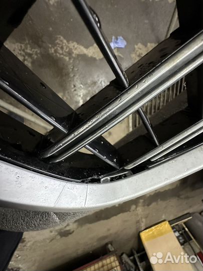 Решетка радиатора Q7 V12