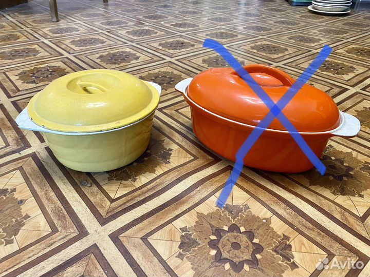 Кастрюля чугунная эмалированная