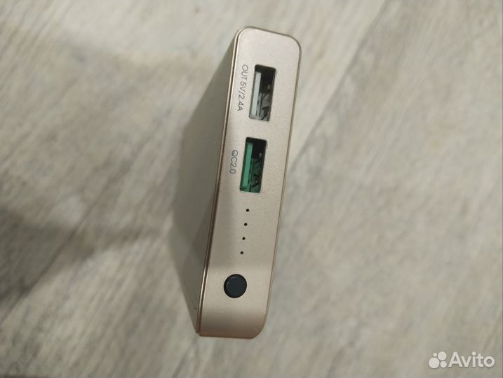 Повербанк 12000