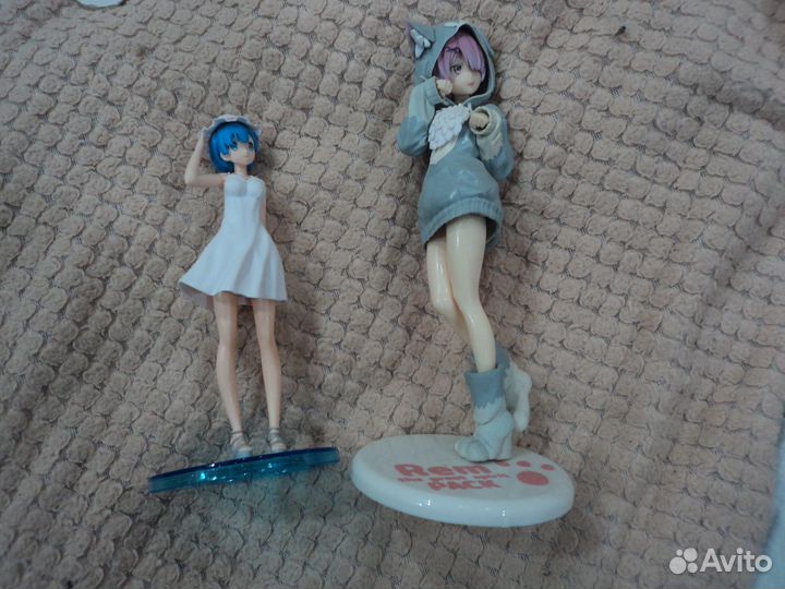 Фигурки Рем и Рам.Наклейки анимэ