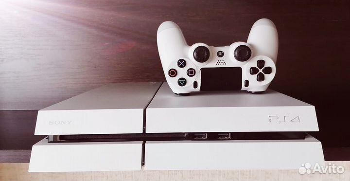 Sony PS4 white + человек паук и другие игры