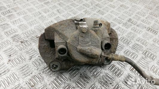 Суппорт тормозной передний правый volkswagen touar