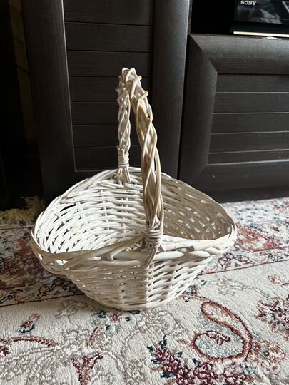 Корзина плетеная