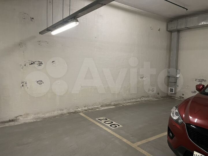 Машиноместо, 20 м²