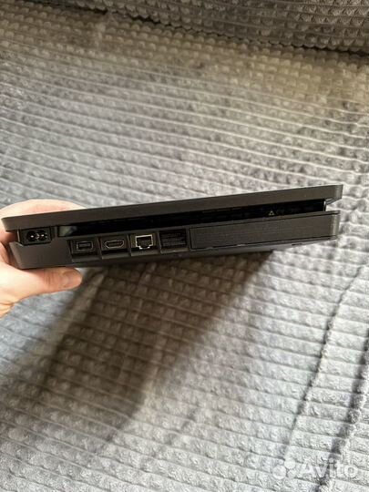 Sony PS4 slim (1TB)