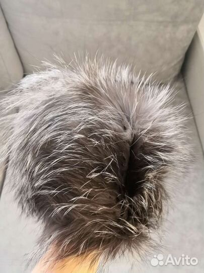 Женские меховые шапки