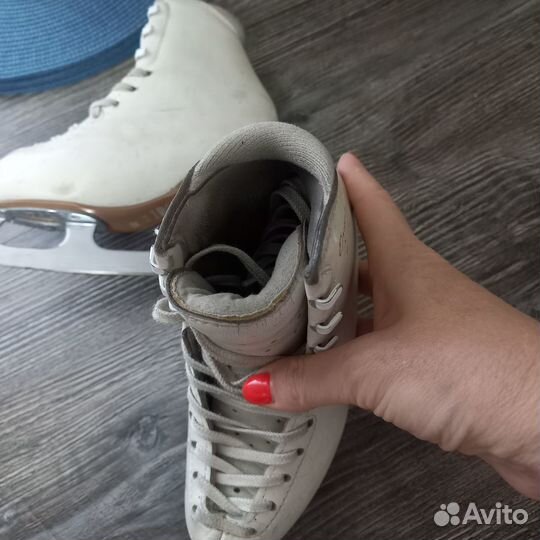 Коньки фигурные Edea Overture 205