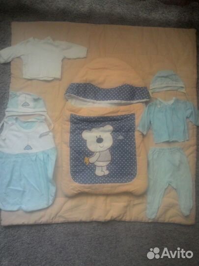 Комплект новорожденного на выписку