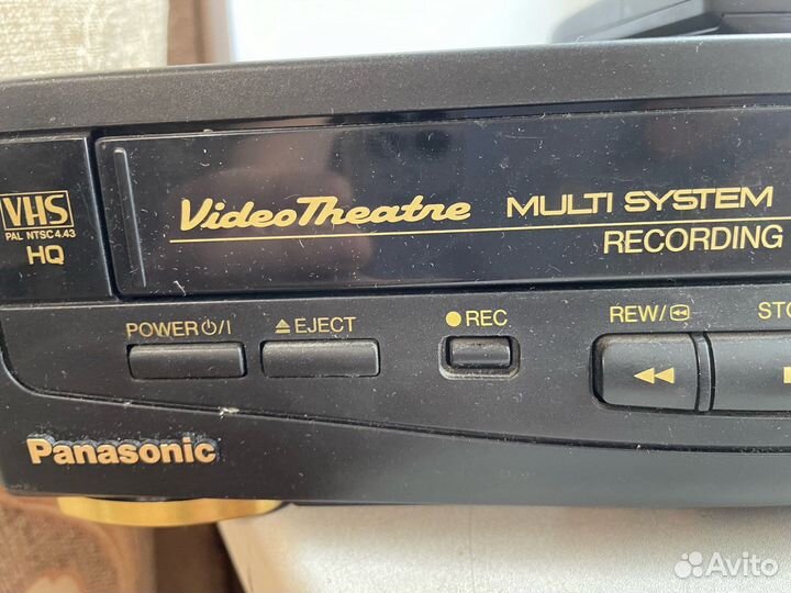Видеомагнитофон panasonic