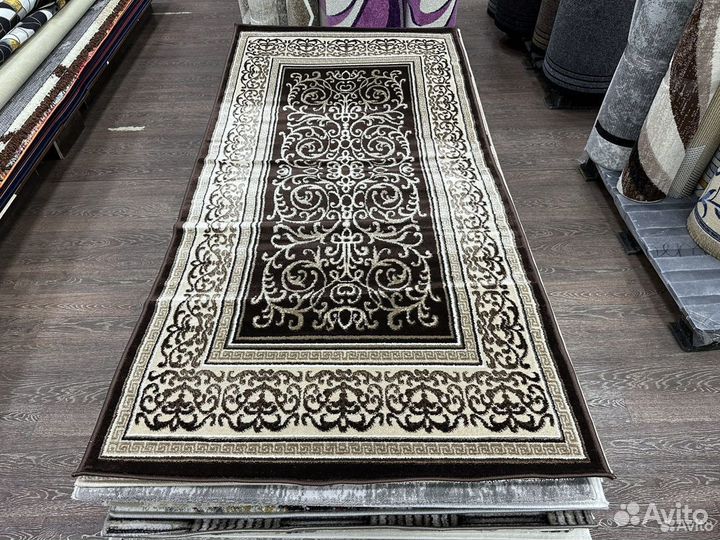 Ковер 1х2 новый, классический