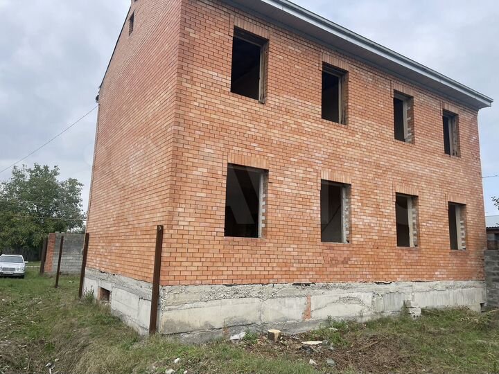 Дом 200 м² на участке 12 сот.