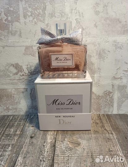 Парфюм Christian Dior “Miss Dior” eau de parfum