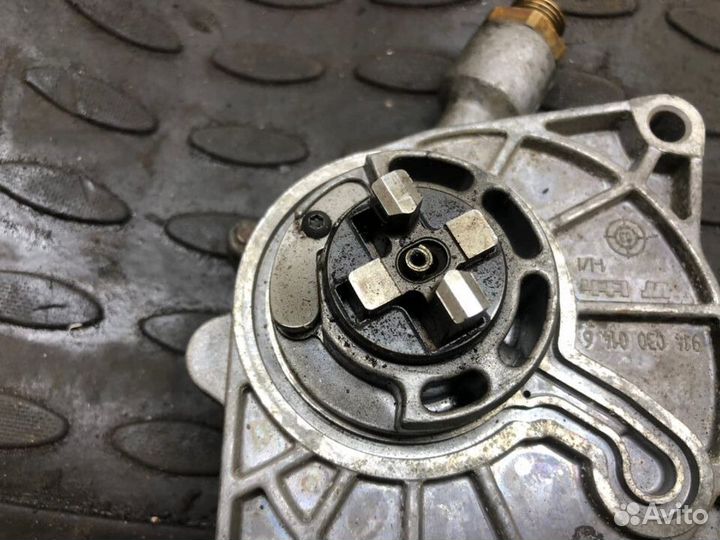 Вакуумный насос SsangYong Kyron