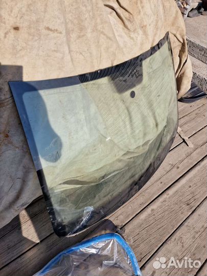 Лобовое стекло vw polo 2019