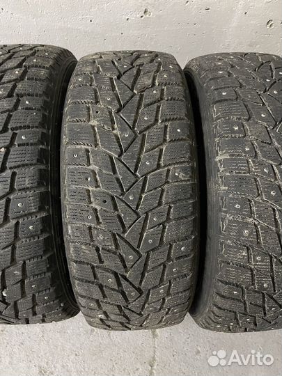 Dunlop SP Winter Ice 02 225/50 R17