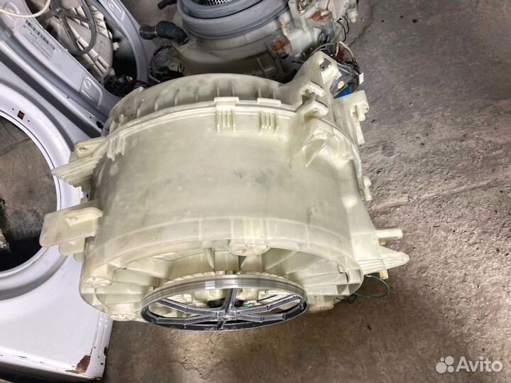 Ремонт стиральных машин и холодильников частник