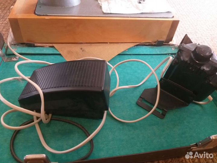 Швейная машина Подольск с электроприводом