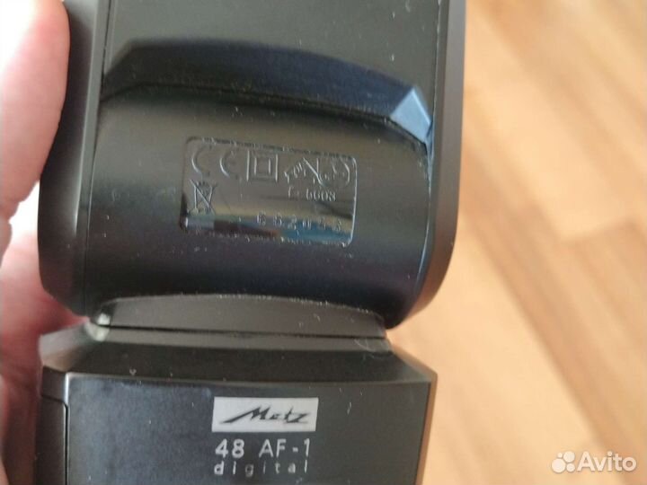Metz-48 AF-1 для sony (фотовспышка)