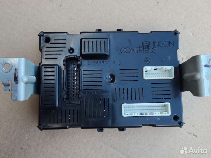 Блок комфорта Nissan Tiida C11