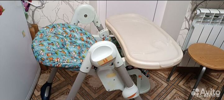 Стульчик для кормления chicco