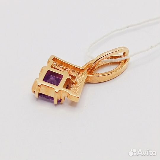 Подвеска с синтетическим камнем Золото