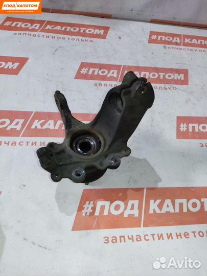 Кулак передний левый Ford Focus 3 2011 1702855