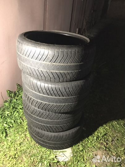 Michelin X M+S 200 285/35 R20