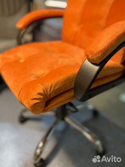 Компьютерное кресло