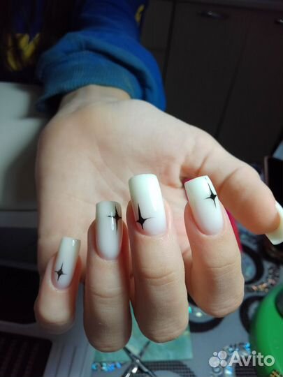 Манекюр, шеллак, наращивание ногтей