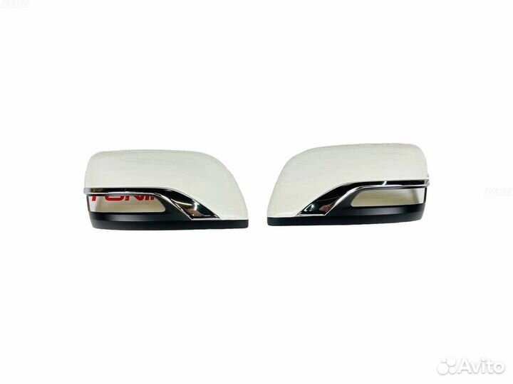 Накладки на зеркала Toyota Land Cruiser 200 D1712