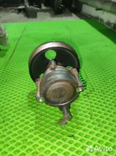 Насос гидроусилителя Renault Duster