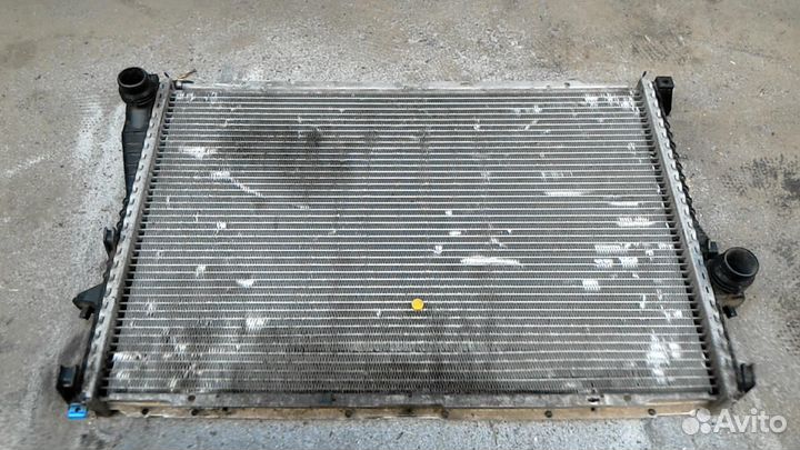 Радиатор системы охлаждения на BMW 5 E39