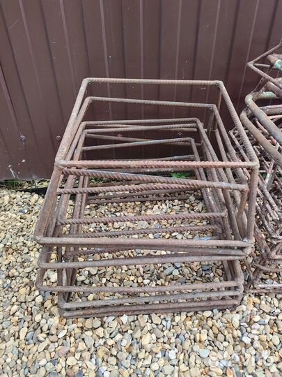 Подставки для ульев