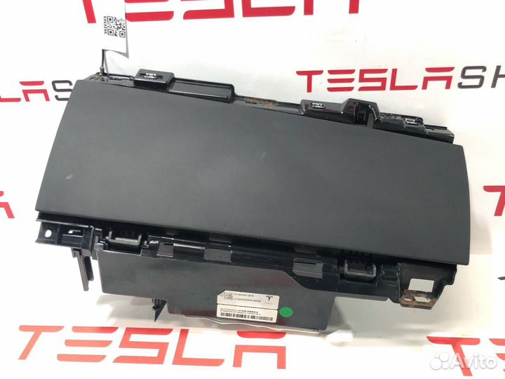 Бардачок Tesla Model X рест. 2022 1563041-99-G