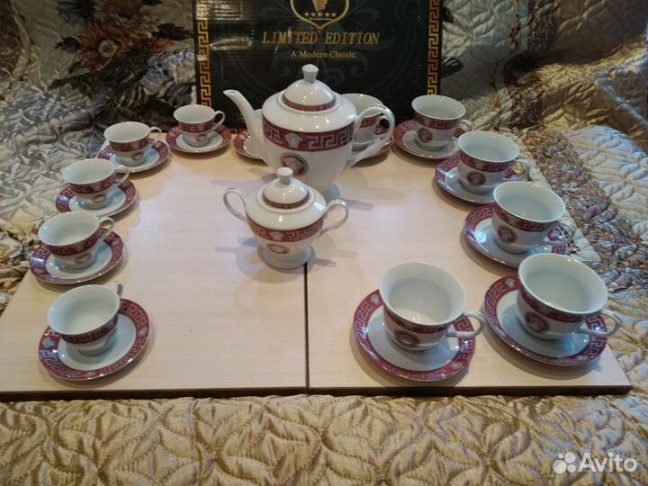 Сервиз чайный, обеденный.фарфоровый