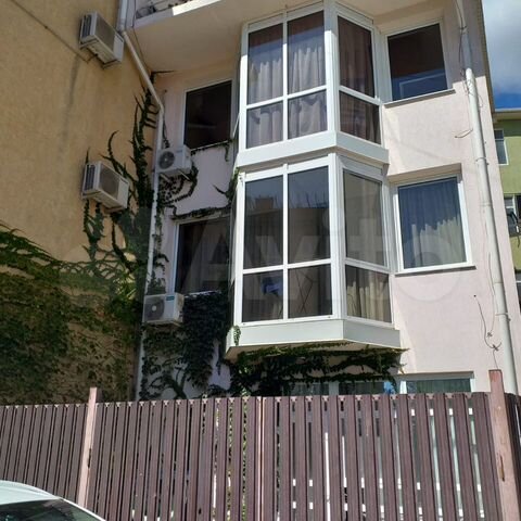 2-к. квартира, 54 м², 4/4 эт.