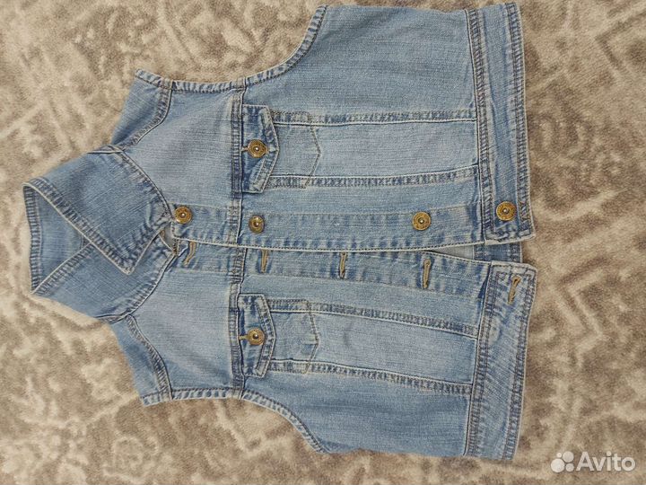 Джинсовая жилетка для девочки