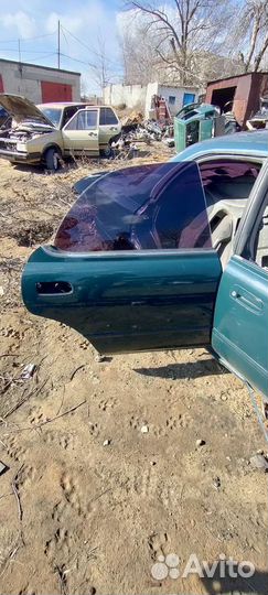 Дверь задняя правая Toyota Camry Prominent VZV-32