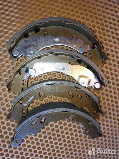 Колодки тормозные задние Renault Logan 2004-Н.в